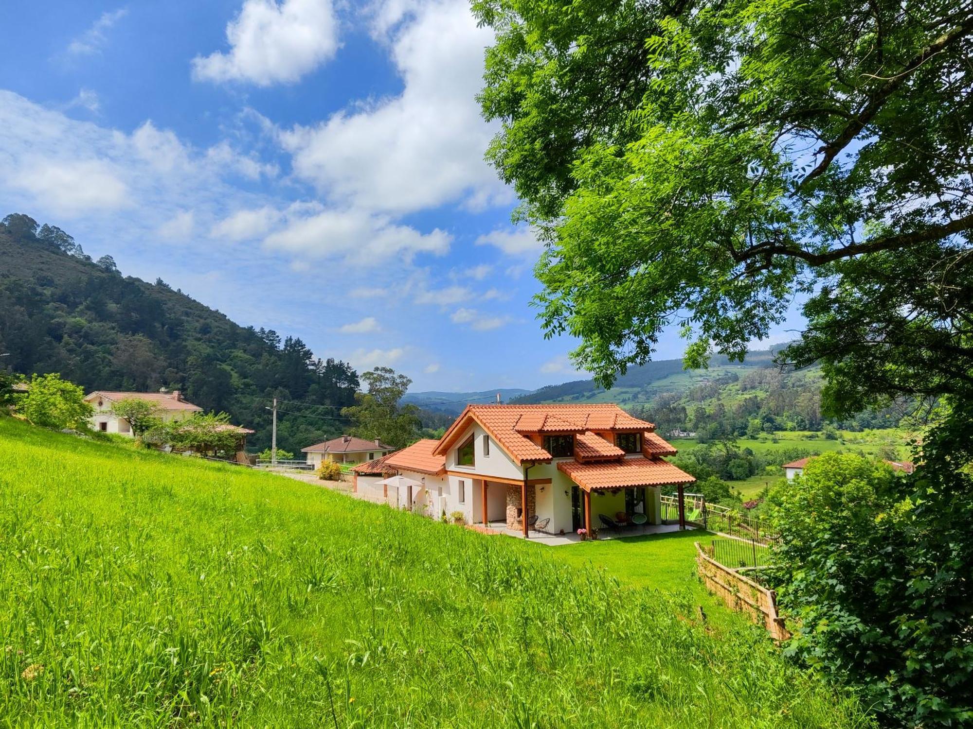 Reguero Gato Turismo Rural Candamin Exterior photo